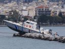 Βόλος: Σκάφος του Λιμενικού προσέκρουσε στα βράχια
