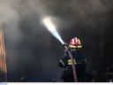Νεκρός 53χρονος μετά από φωτιά σε σπίτι – Πρώτες βοήθειες σε ένοικο διπλανής οικίας