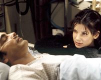 ΕΝΩ ΕΣΥ ΚΟΙΜΟΣΟΥΝ