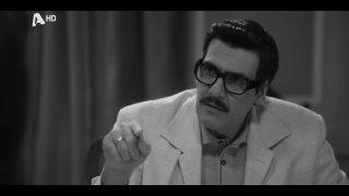 PORTO LEONE - ΣΤΗ ΓΕΙΤΟΝΙΑ ΜΕ ΤΑ ΚΟΚΚΙΝΑ ΦΑΝΑΡΙΑ | ΤΗΛΕΤΑΙΝΙΑ 2