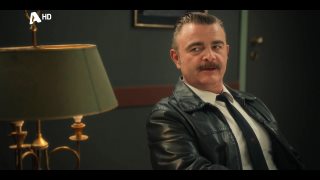 PORTO LEONE - ΣΤΗ ΓΕΙΤΟΝΙΑ ΜΕ ΤΑ ΚΟΚΚΙΝΑ ΦΑΝΑΡΙΑ | Σ1 - ΕΠΕΙΣΟΔΙΟ 45