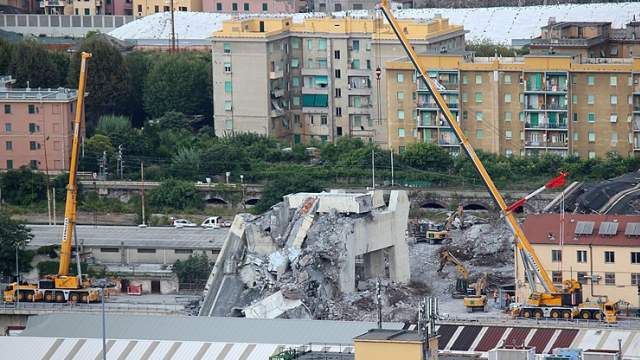 Inizia oggi il processo per il crollo del ponte Morandi di Genova nell’agosto 2018, in cui morirono 43 persone.