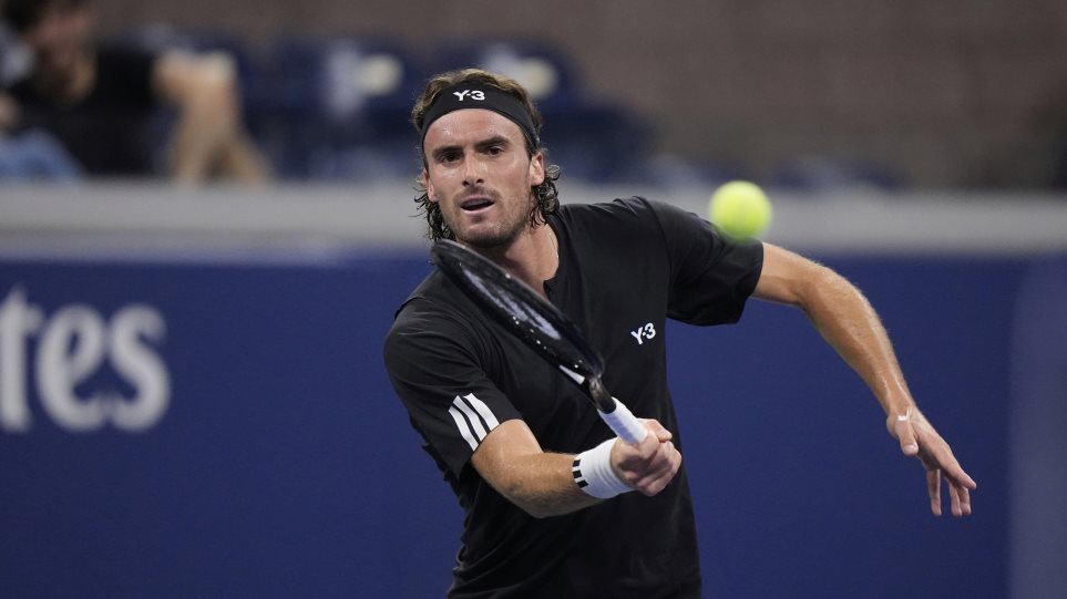 AP_Tsitsipas_Frank_Franklin