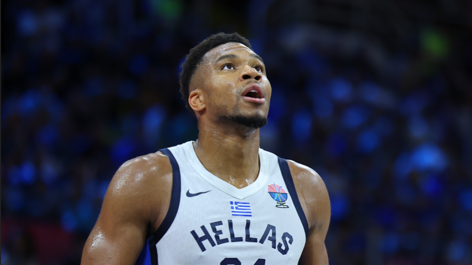 Gianis_Adetokunmbo_I_ATHL_Ethniki_CROP