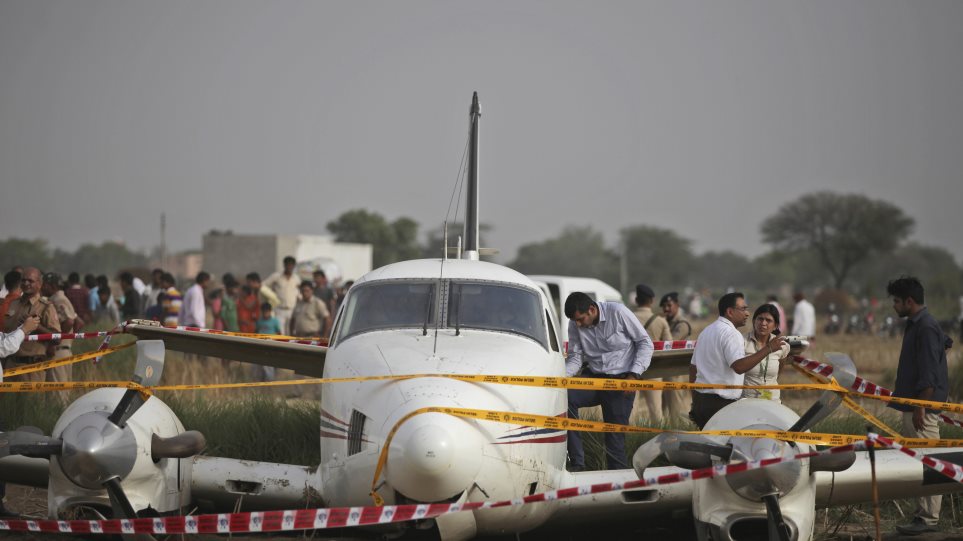 AP_Aeroplano_Anagastiki_prosgiosi_Altaf_Qadri