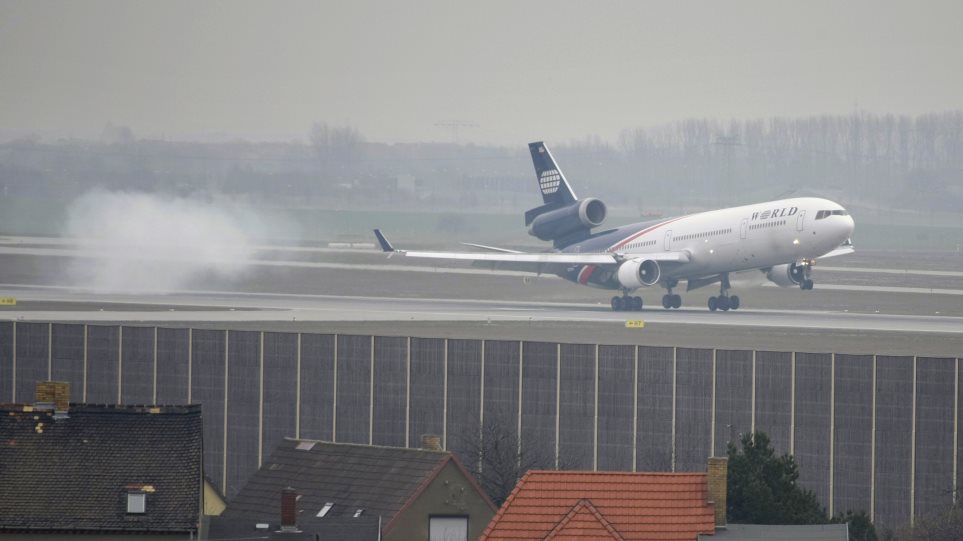 AP_Aeroplano_MD-11_MD11__MATTHIAS_RIETSCHEL