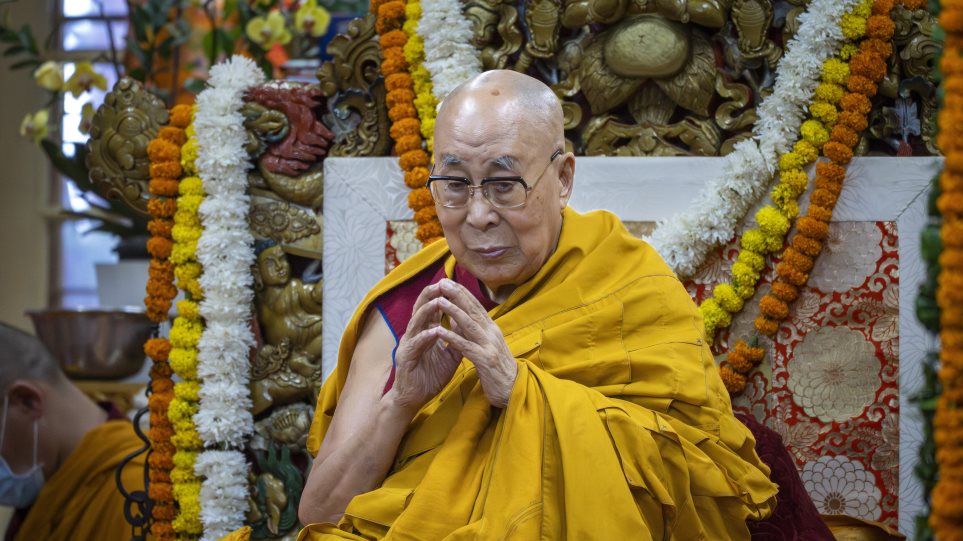 AP_Dalai_Lama_Ashwini_Bhatia