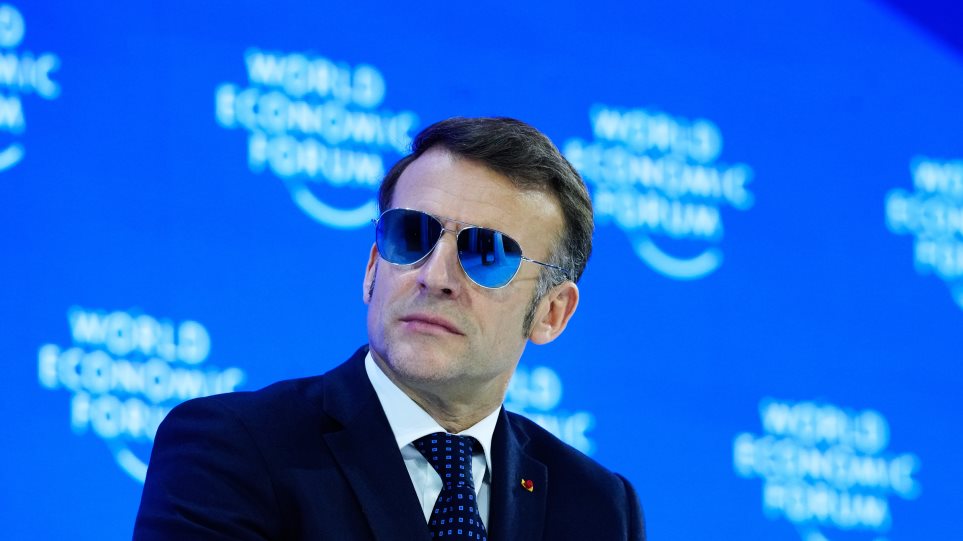 AP_Davos_WEF_Macron_Markus_Schreiber