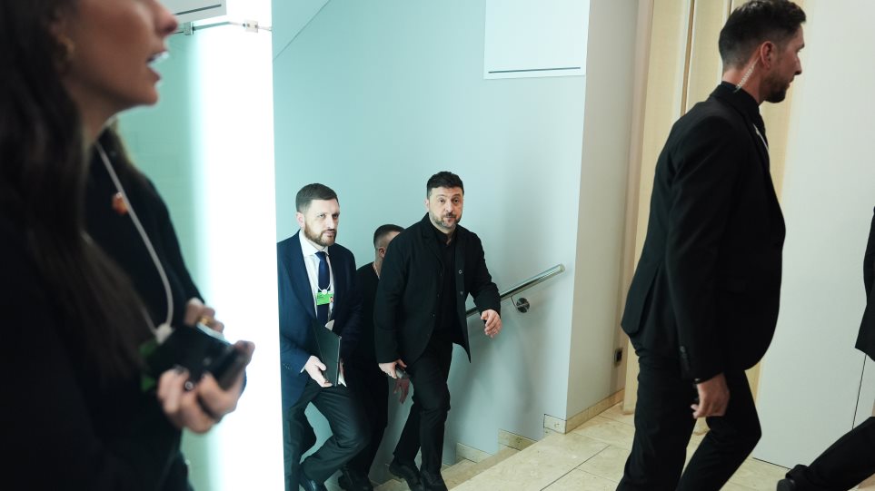 AP_Davos_Zelenski_Evan_Vucci