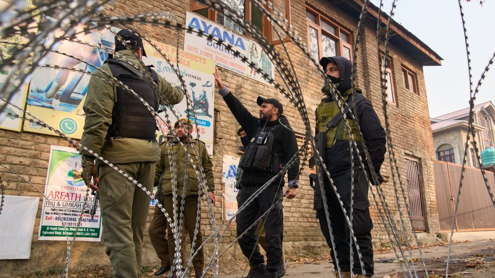 AP_India_Astinomia_Dar_Yasin