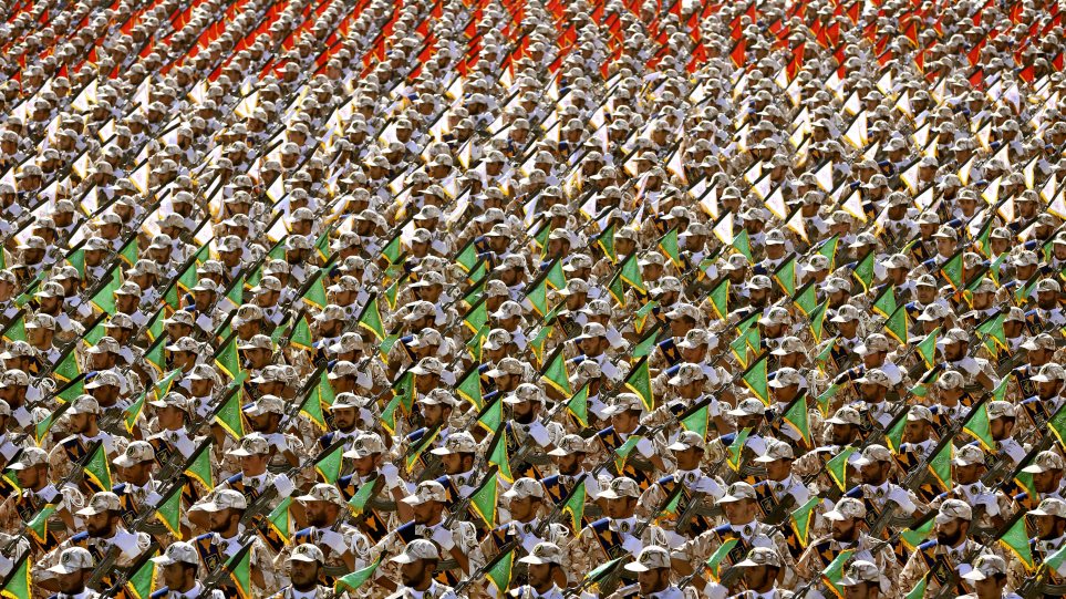 AP_Iran_Fruri_Epanastasis_Ebrahim_Noroozi1