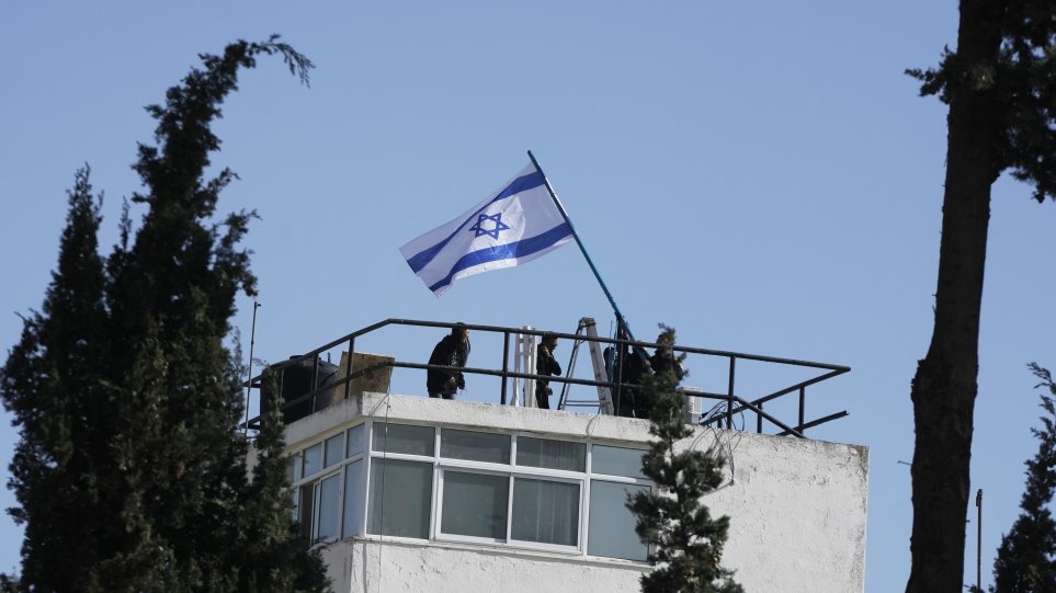 AP_Israilini_Simea_ktirio_UNRWA_Mahmoud_Illean