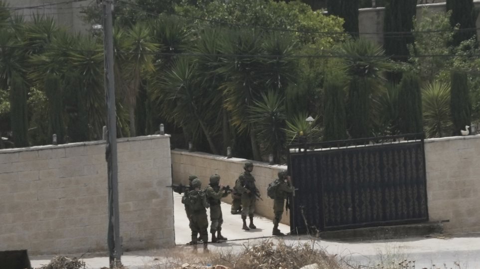 AP_Israilinos_Stratos_Maya_Alleruzzo1