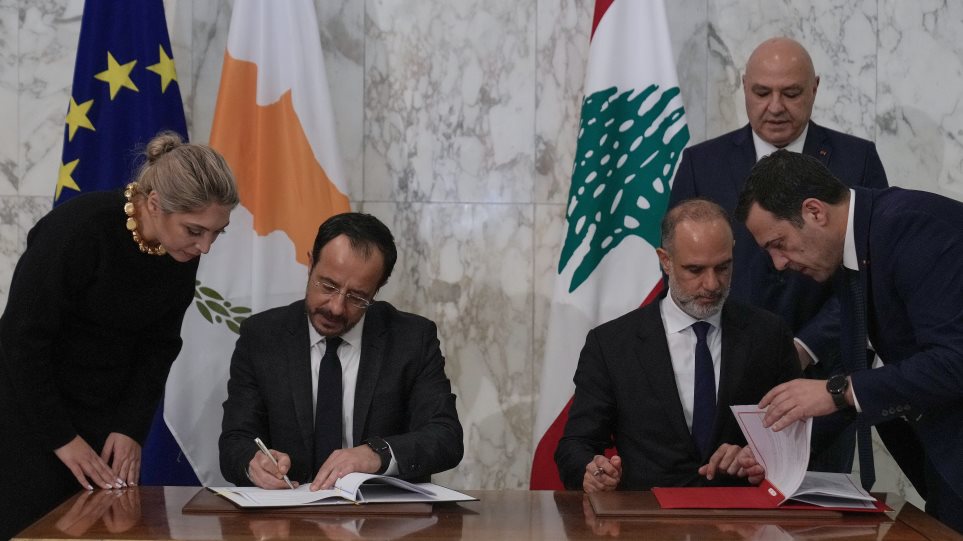 AP_Kipros_Livanos_Ipografi_Simfonias_Hussein_Malla