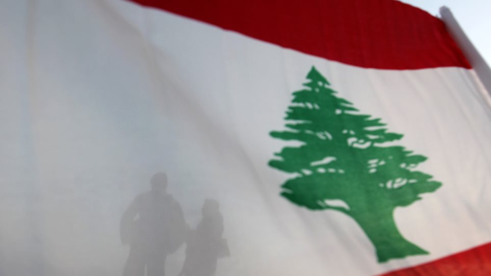 AP_Livanos_Simea_HUSSEIN_MALLA