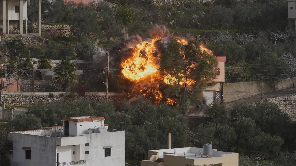 AP_Livanos_Vomvardismos_Mohammad_Zaatari