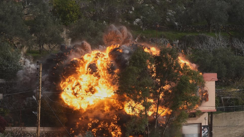 AP_Livanos_Vomvardismos_Mohammad_Zaatari1