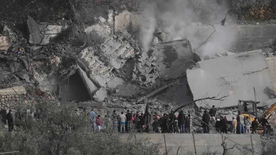 AP_Livanos_Vomvardismos_Mohammad_Zaatari3