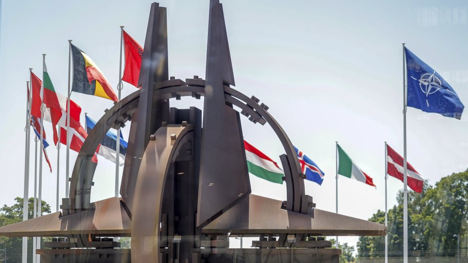 AP_NATO_Simees_Olivier_Matthys