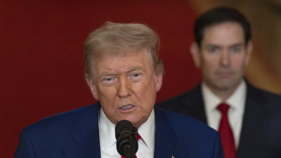 AP_Tramp_Trump_Carlos_Barria