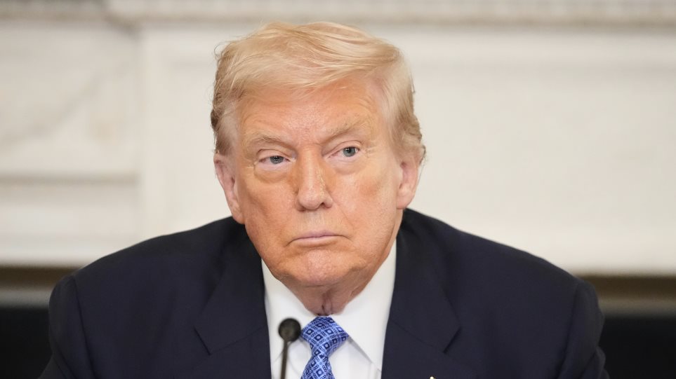 AP_Trump_Tramp_Mark_Schiefelbein1