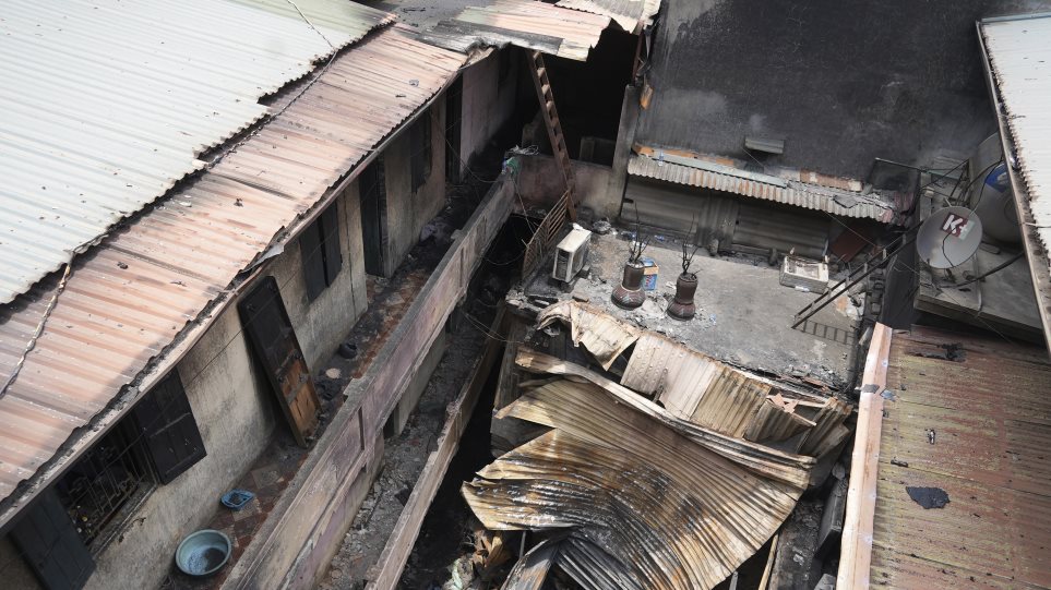 AP_Vietnam_Fotia_ktirio_Hau_Dinh