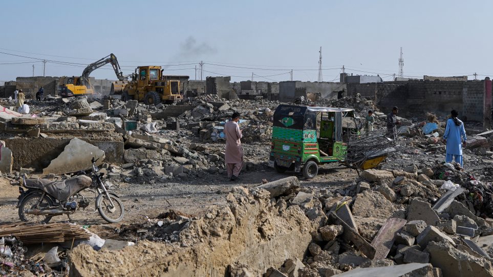 Afganistan_AP_Photo_Fareed_Khan_