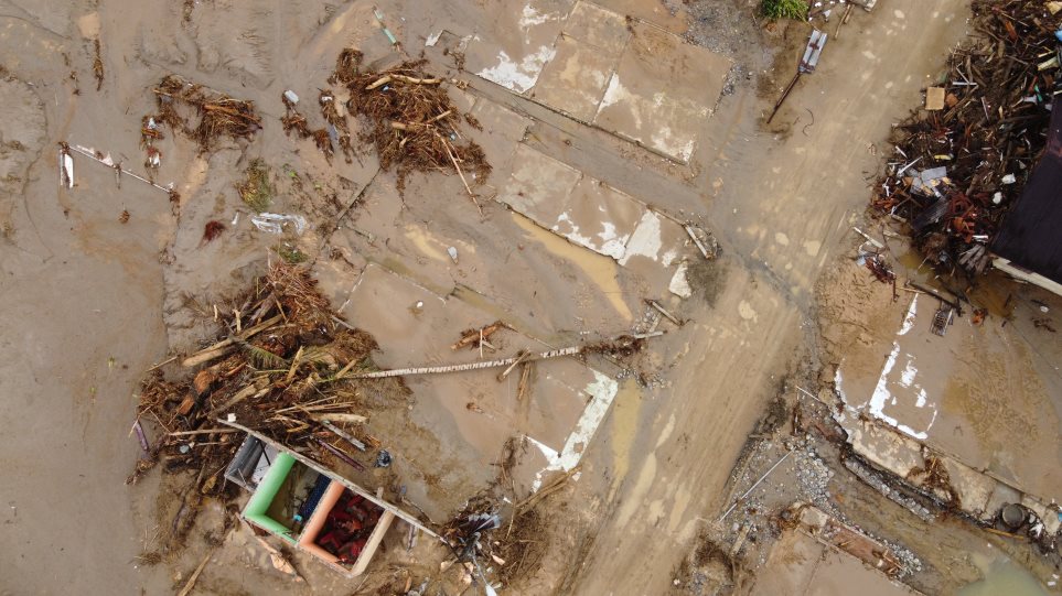 EL_NINA_PLIMIRA_AP_Photo_Binsar_Bakkara