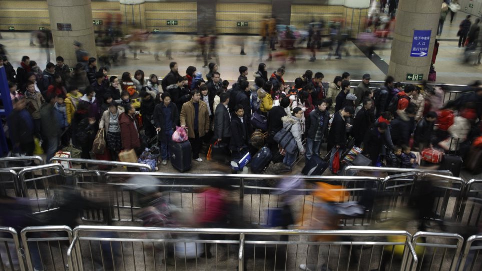 Festival_anixis_kina_AP_Photo_Vincent_Thian