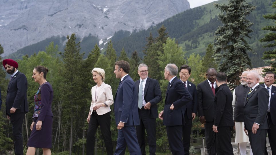 G7_kanadas_Stefan_Rousseau_Pool_Photo_via_AP