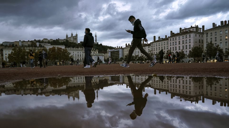 Galia_kosmos_AP_Photo_Laurent_Cipriani