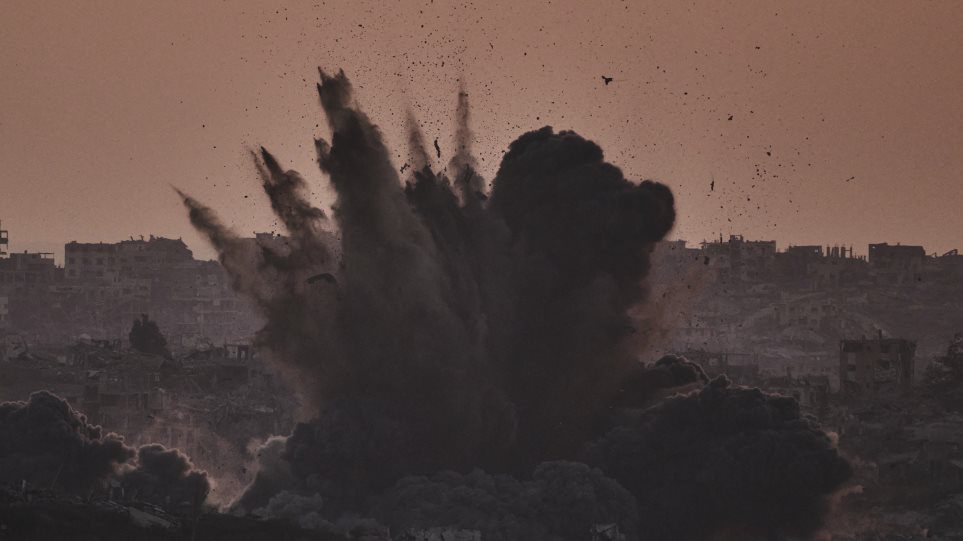 Gaza_vomvardismos_AP_Photo_Leo_Correa