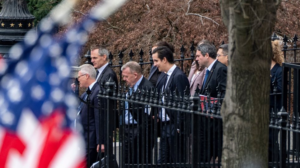 IPEX_Danias_Grilandias_AP_Photo_Alex_Brandon