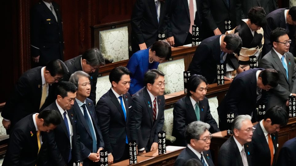 Iaponia_kinovulio_AP_Photo_Eugene_Hoshiko