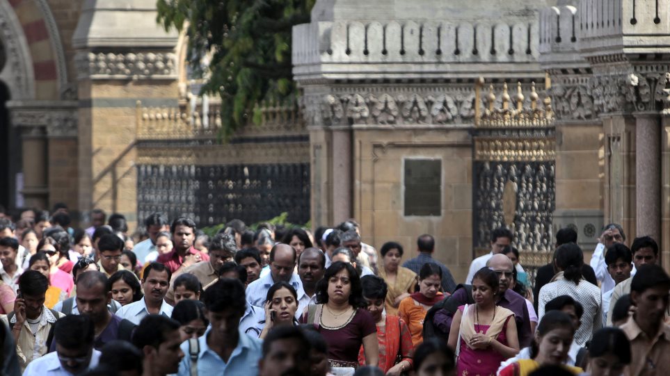 India_kosmos_AP_Photo_Rajanish_Kakade