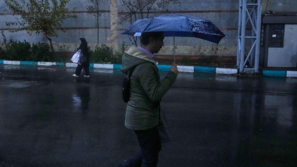 Iran_vroxi_AP_Photo_Vahid_Salemi