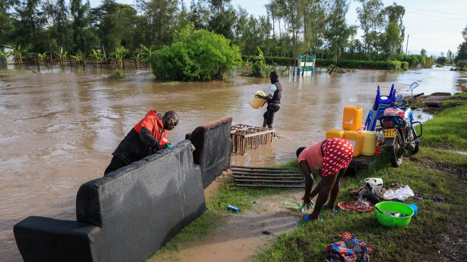 Kenia_plimires_AP_Photo_Andrew_Kasuku