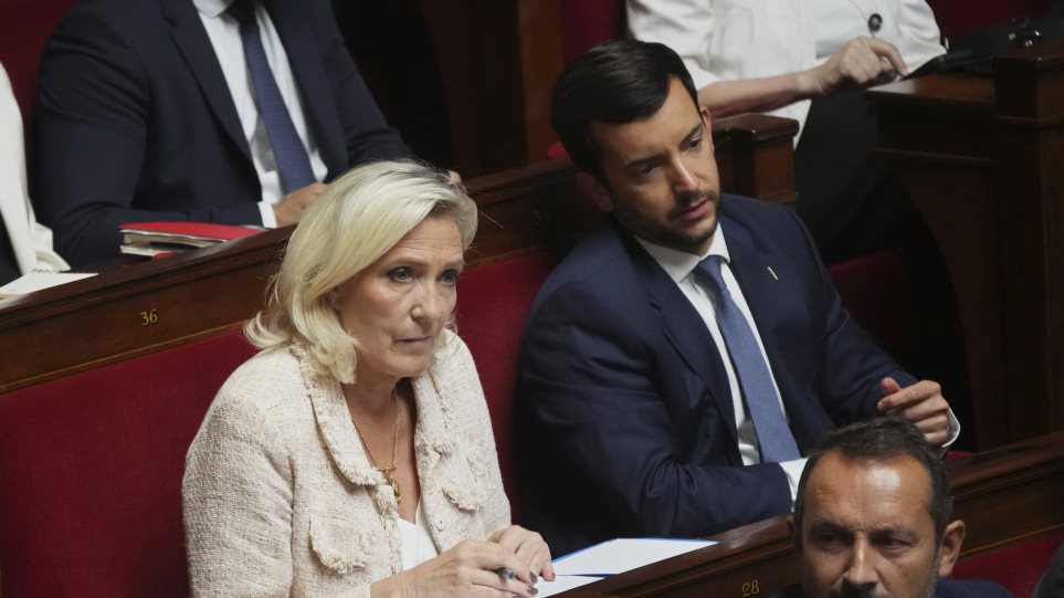 Lepen_AP_Photo_Christophe_Ena