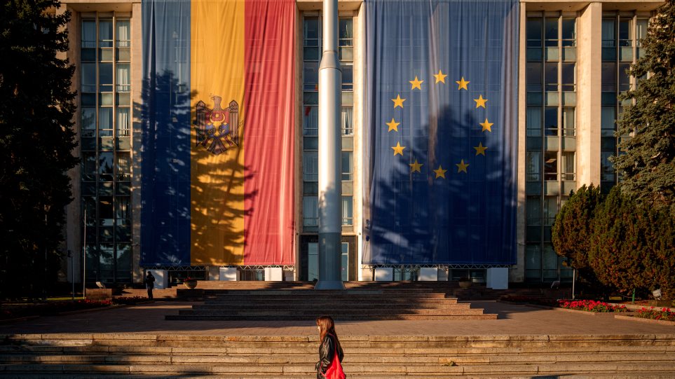Moldavia_ekloges_AP_Photo_Vadim_Ghirda_2