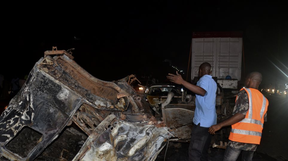 Nigiria_atixima_AP_Photo_Olamikan_Gbemiga