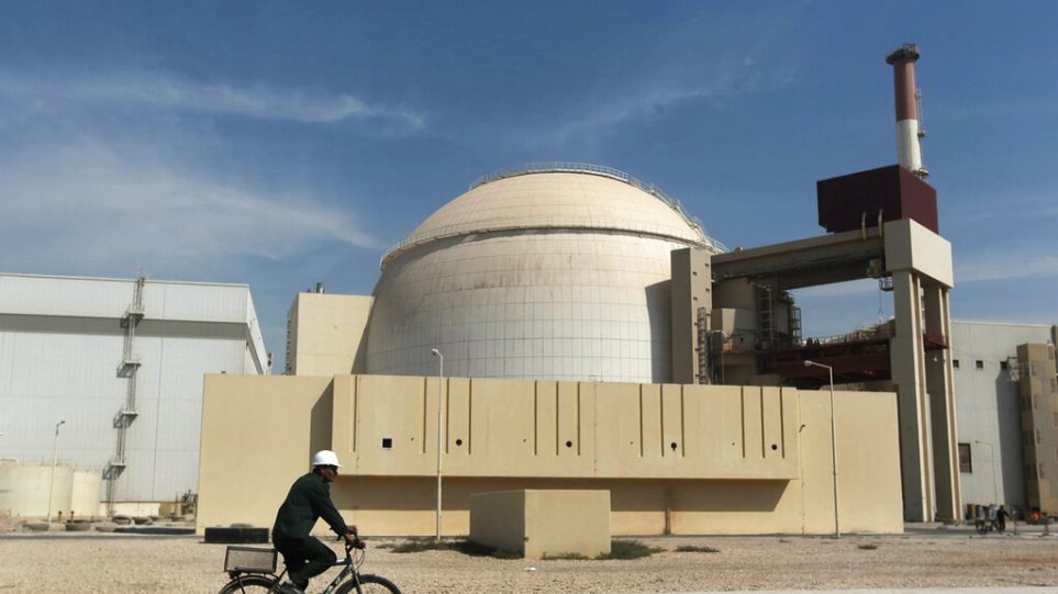 Pirinika_iran_AP_Photo_Majid_Asgaripour