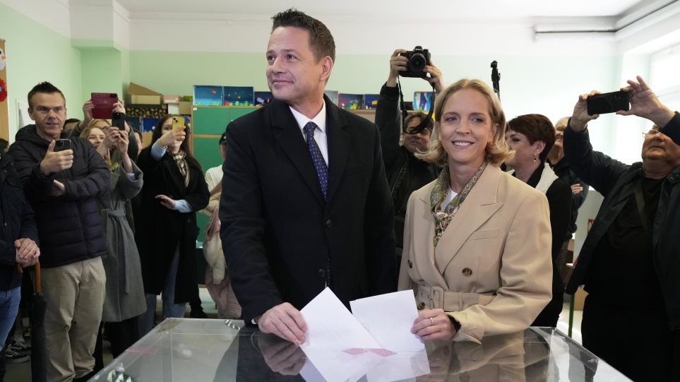 Polonia_Traskofski_AP_Photo_Czarek_Sokolowski