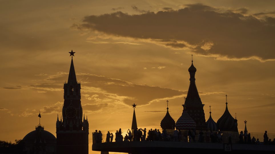 Rosia_AP_Photo_Alexander_Zemlianichenko