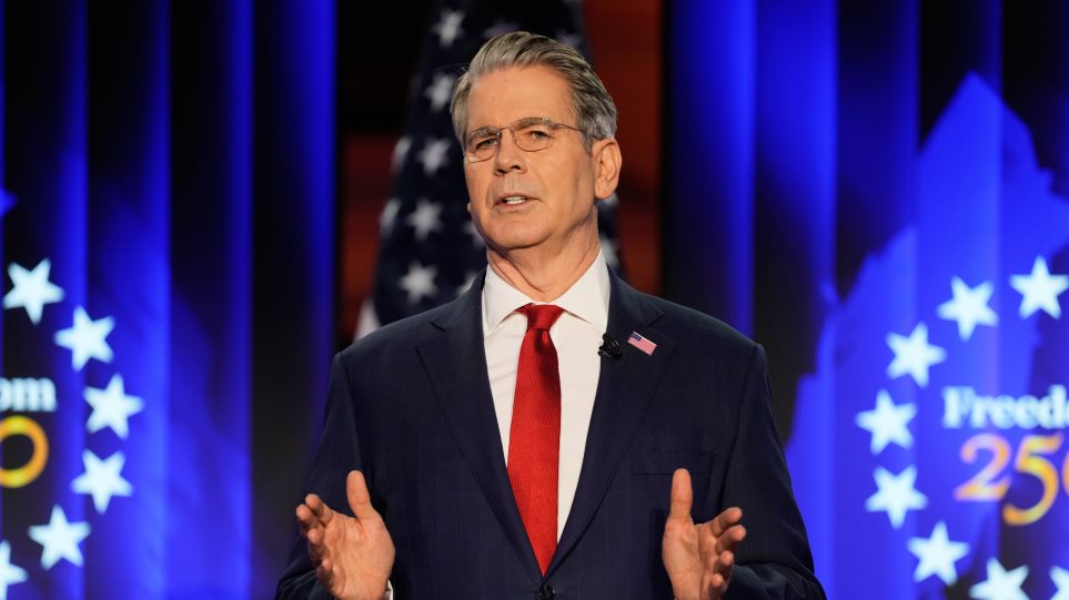 Scot_besent_Davos__AP_Photo_Markus_Schreiber