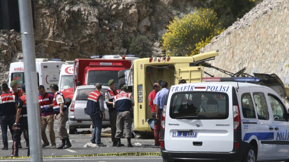 Turkia_asthenoforo_peripoliko_IHA_via_AP_Photo_