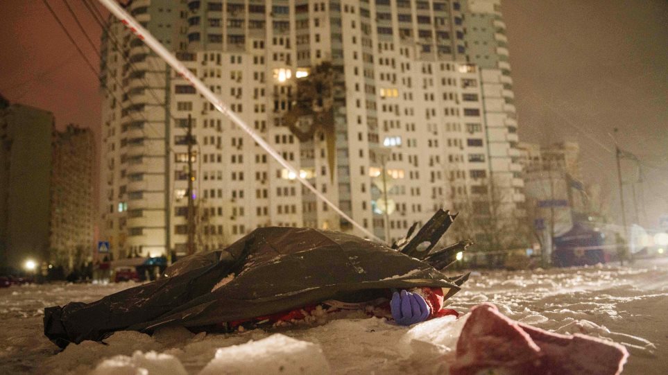 UKR_ORESNIK_AP_Photo_Evgeniy_Maloletka