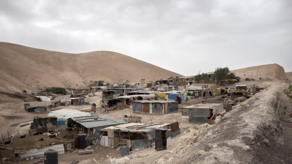 Veduini_katikies_AP_Photo_Sebastian_Scheiner