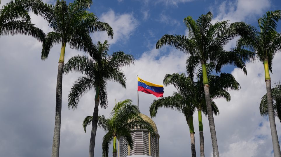 Venezuela_simea_AP_Photo_Matias_Delacroix