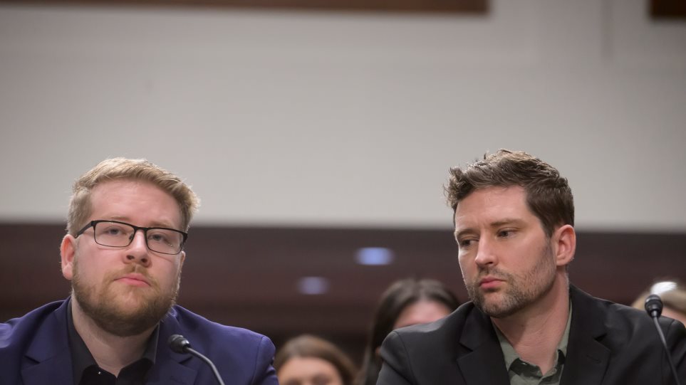 aderfia_Rene_Good_AP_Photo_Rod_Lamkey