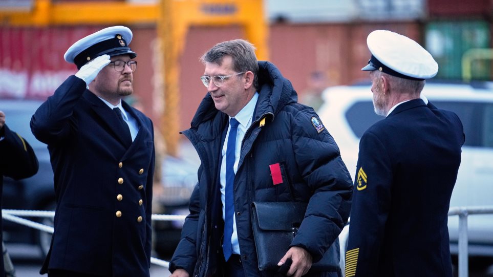 danos_ypAm_powseln_AP_Photo_Ebrahim_Noroozi